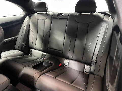 2025 BMW 2 Series 230i xDrive