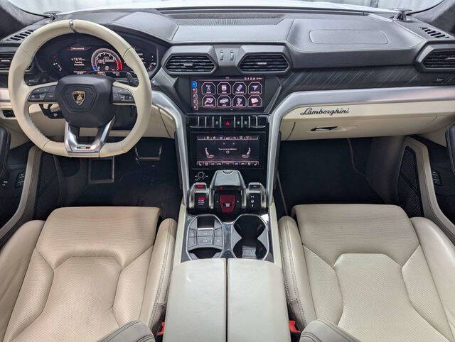 2019 Lamborghini Urus