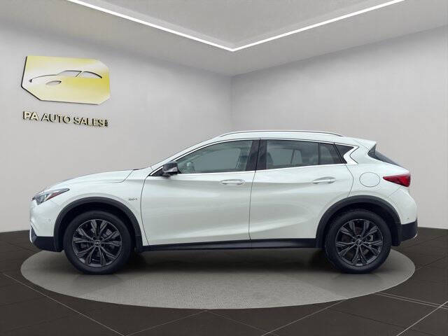 2019 Infiniti QX30 Essential