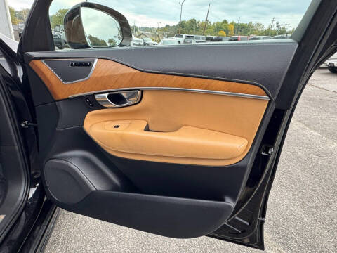 2018 Volvo XC90 T6 Inscription