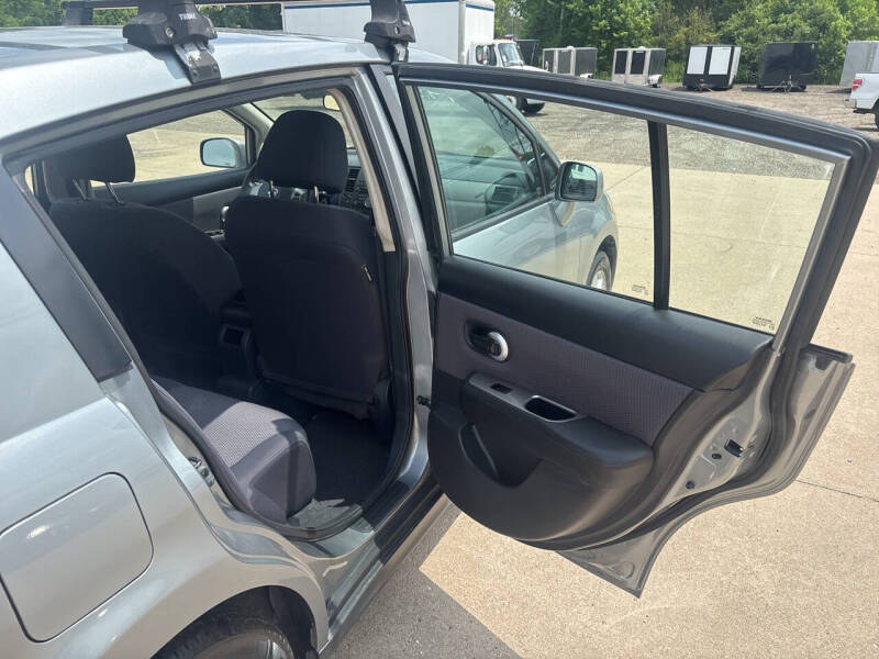2009 Nissan Versa 1.8 SL FE+
