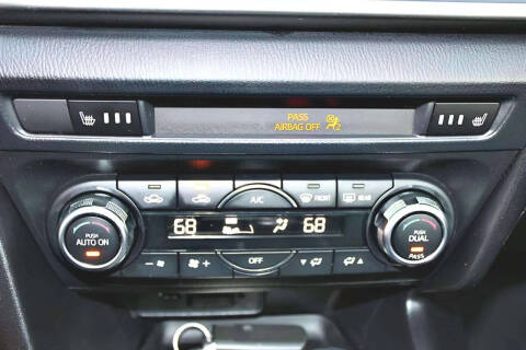 2018 Mazda MAZDA3 Touring