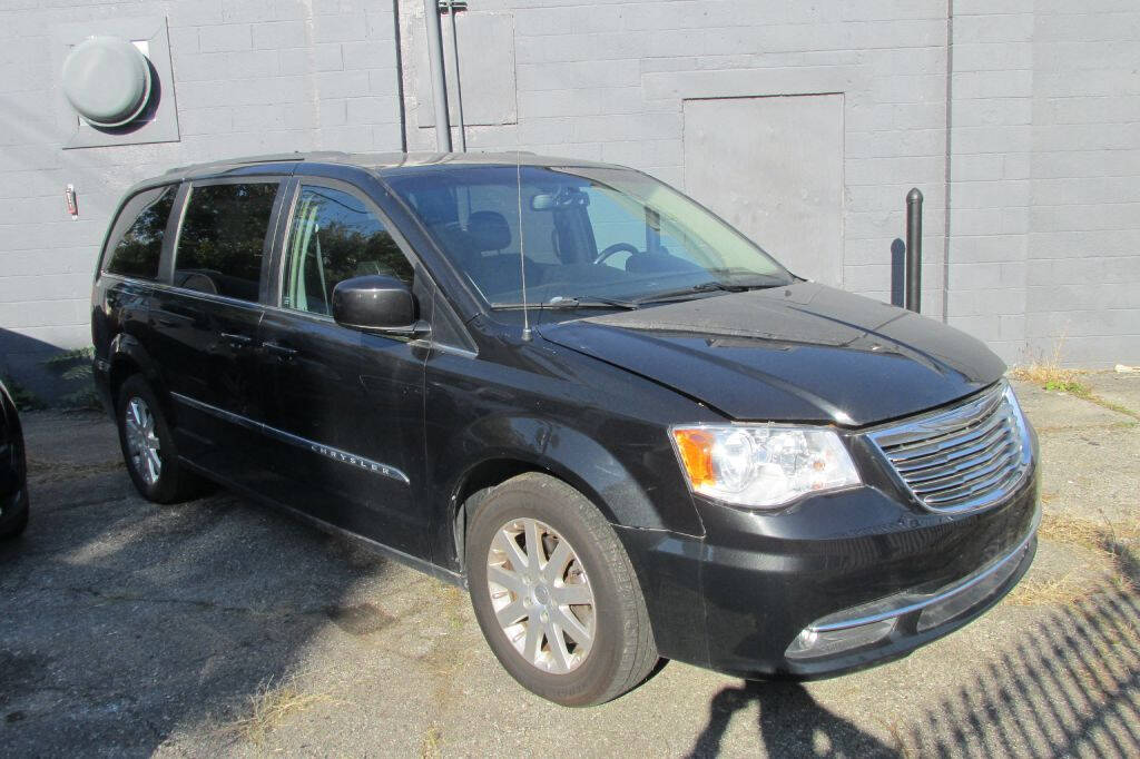 2015 Chrysler Town and Country for sale at United Car Company in Detroit, MI