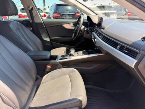 2017 Audi A4 2.0T quattro Premium Plus