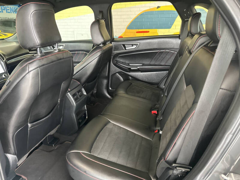 2021 Ford Edge ST-Line