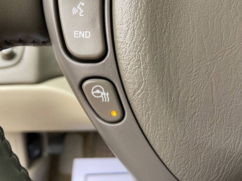 2005 Cadillac DeVille DHS