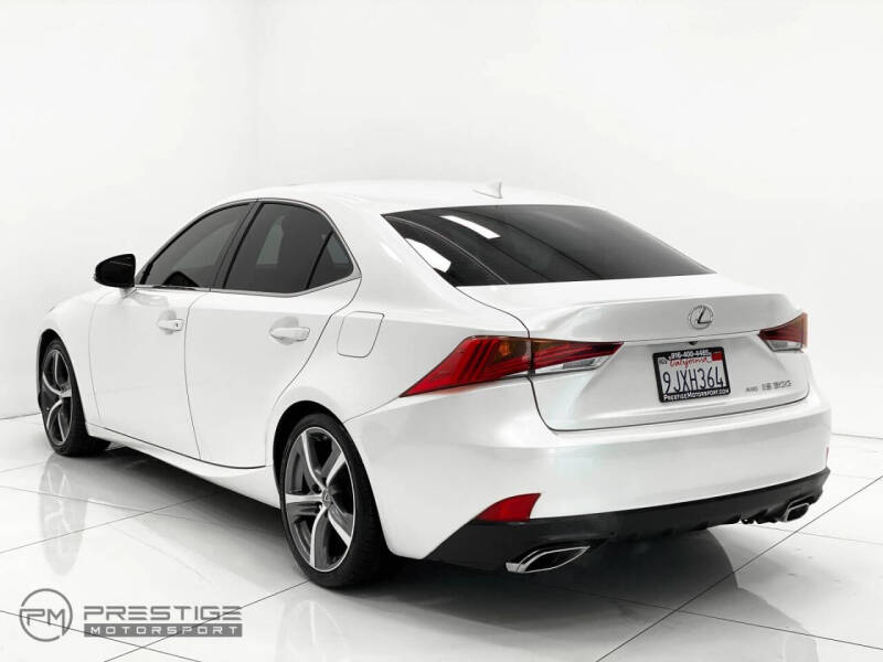 2017 Lexus IS 300