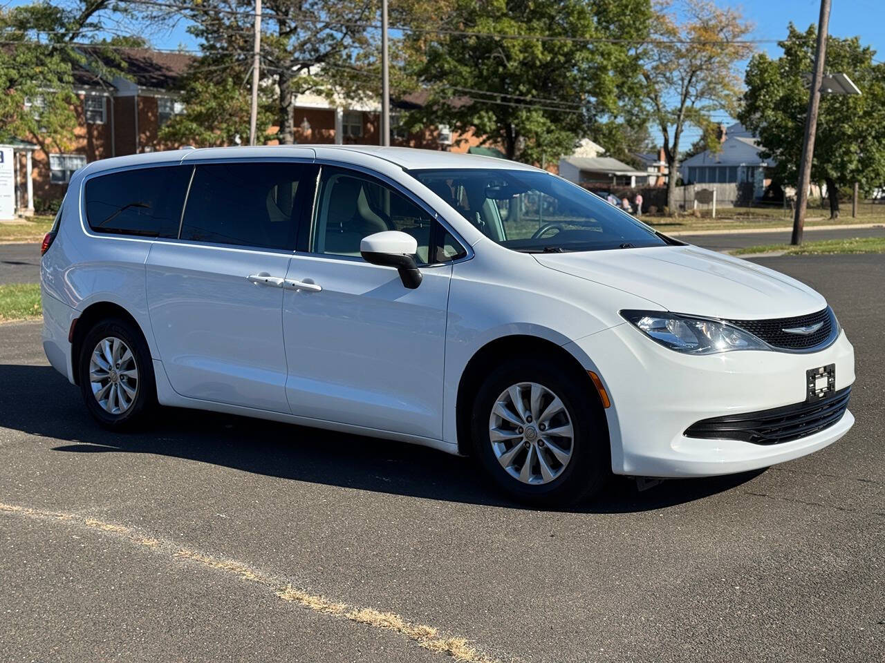 2017 Chrysler Pacifica for sale at Interboro Motors in Burlington, NJ