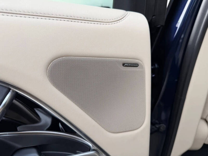 2023 Land Rover Range Rover P400 SE