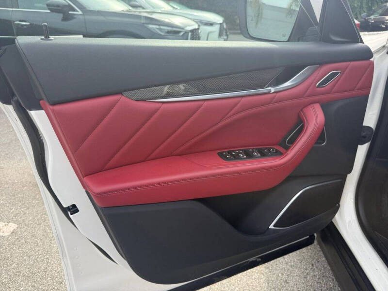 2022 Maserati Levante Modena