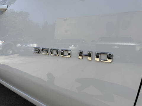 2022 Chevrolet Silverado 3500HD LT