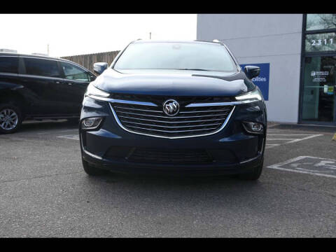 2023 Buick Enclave Essence