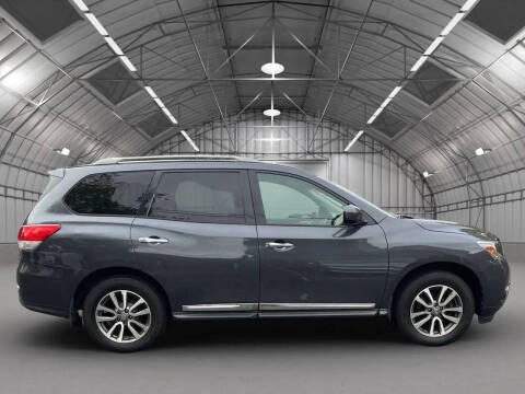 2013 Nissan Pathfinder SL