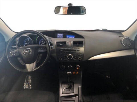 2013 Mazda MAZDA3 i Touring