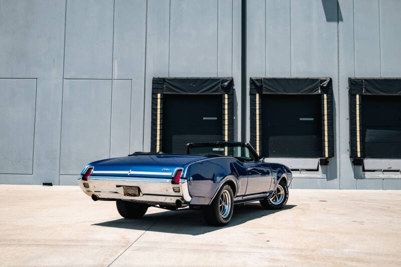 1969 Oldsmobile Cutlass