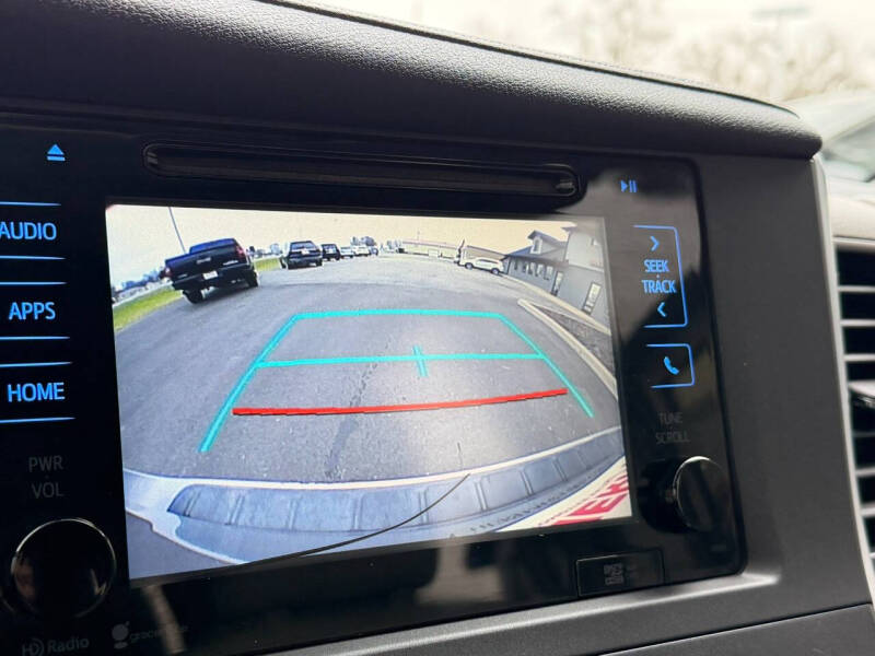 2015 Toyota Sienna XLE 8-Passenger