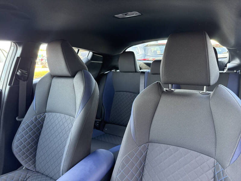 2021 Toyota C-HR XLE