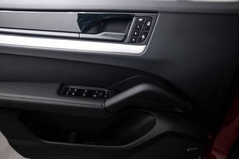 2025 Porsche Cayenne