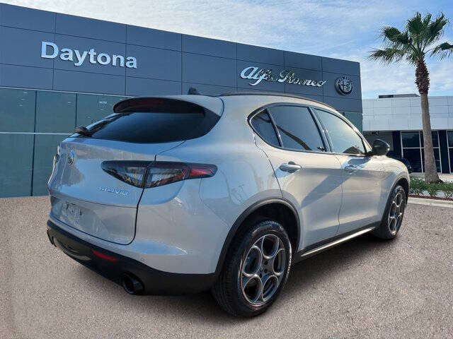 2025 Alfa Romeo Stelvio