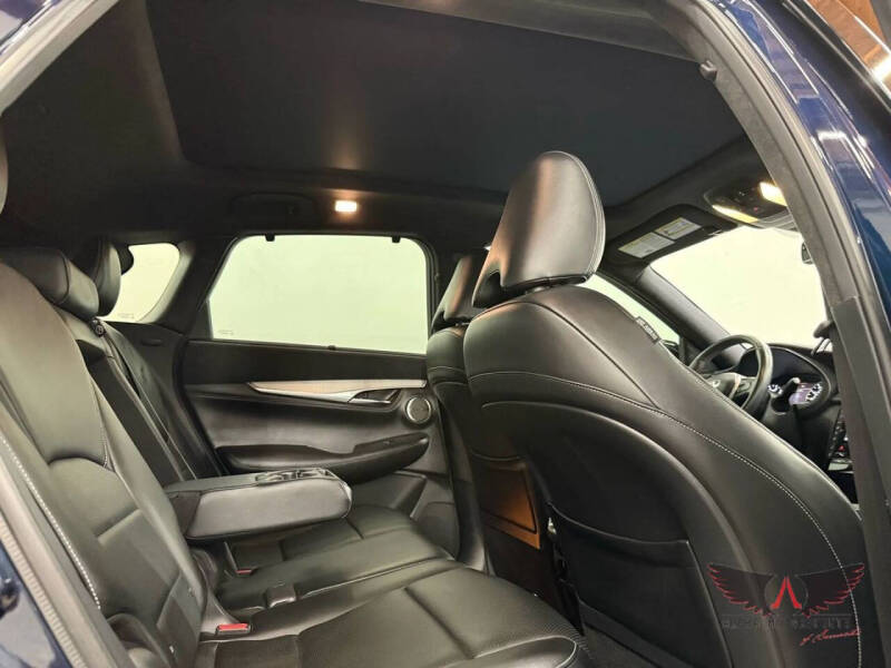 2019 Infiniti QX50 Essential