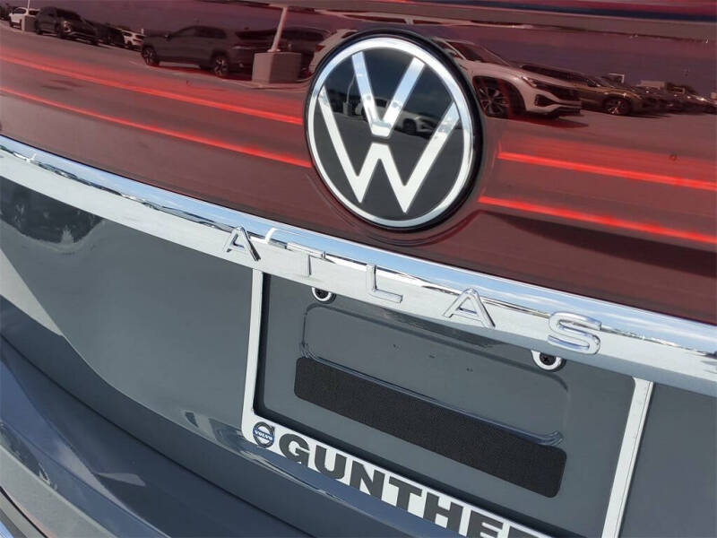 2025 Volkswagen Atlas SEL 4Motion