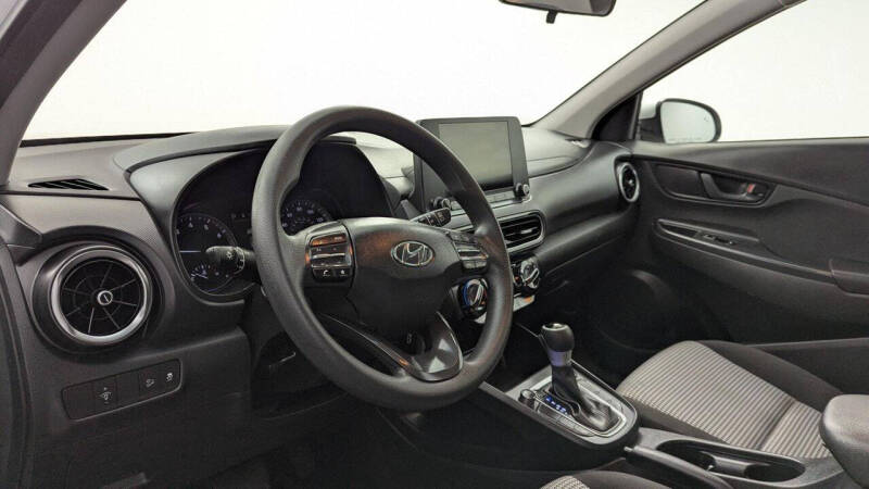 2023 Hyundai Kona SE