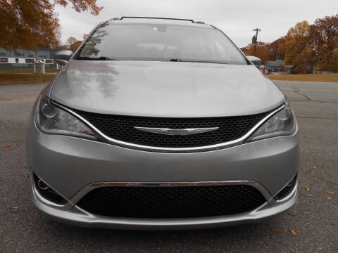 2018 Chrysler Pacifica Touring L