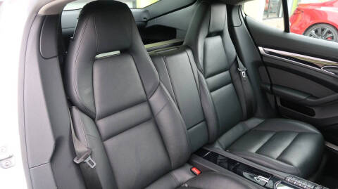 2015 Porsche Panamera