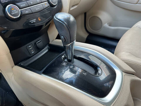 2016 Nissan Rogue SL