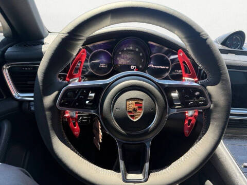 2018 Porsche Panamera
