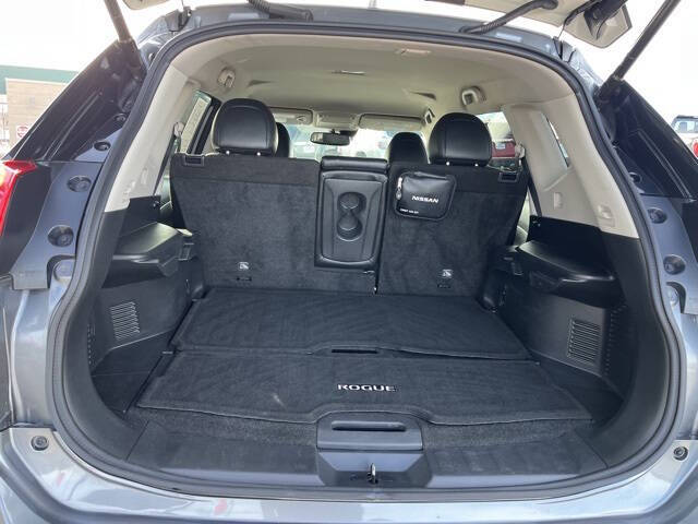 2020 Nissan Rogue SL