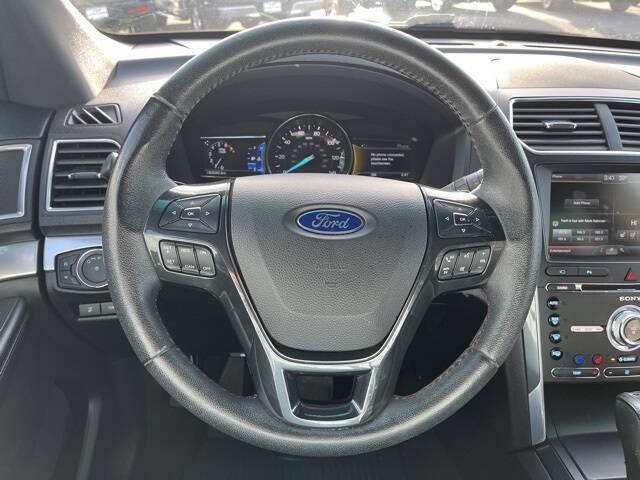 2016 Ford Explorer Sport