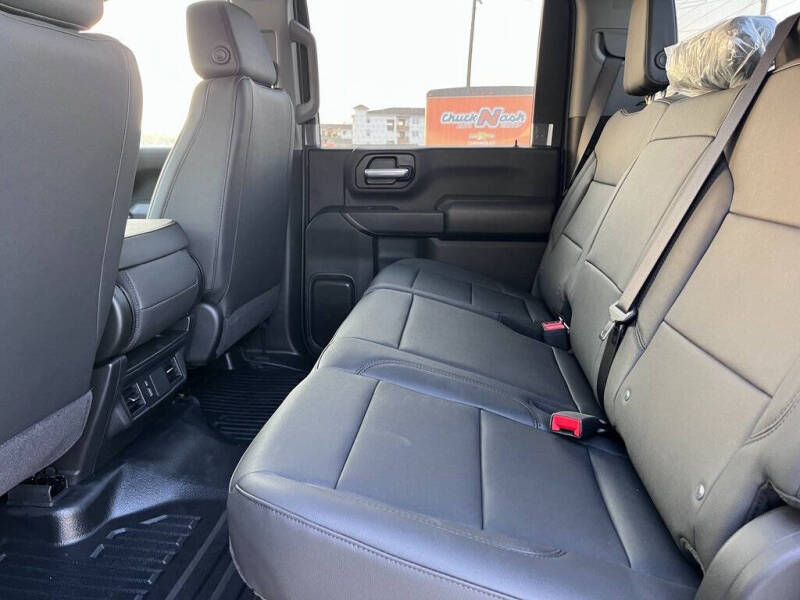 2025 GMC Sierra 2500HD Pro