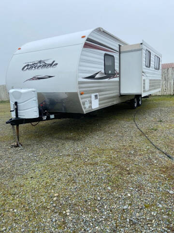 2012 Forest River Cherokee Cascade