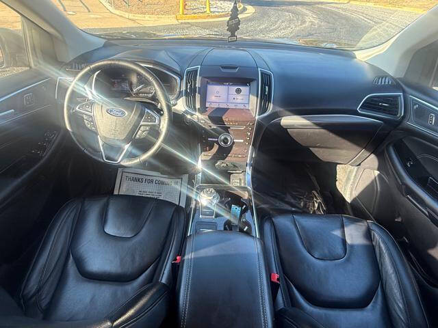 2019 Ford Edge Titanium