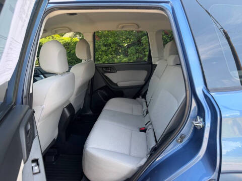 2015 Subaru Forester 2.5i
