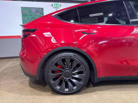 2023 Tesla Model Y Performance