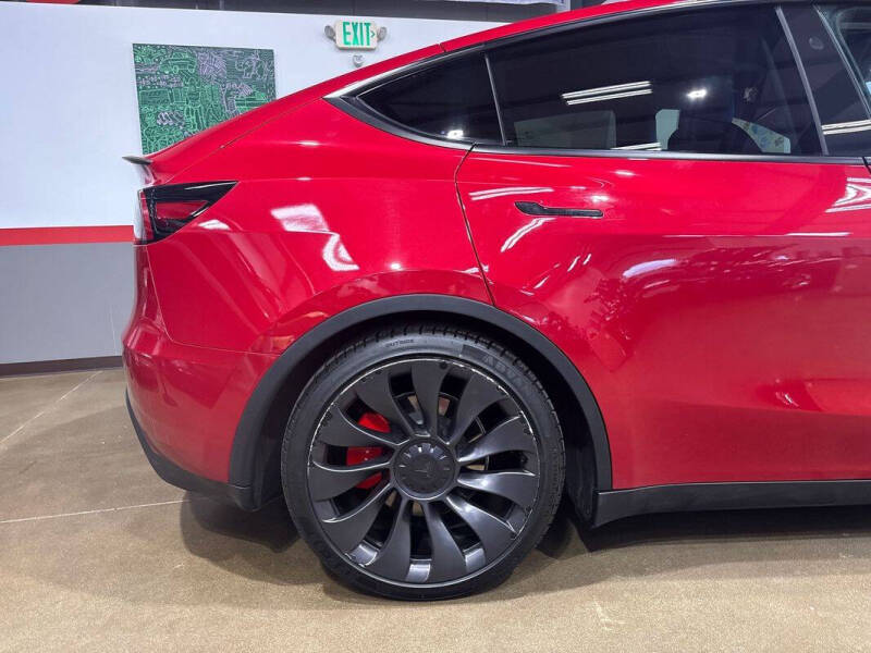2023 Tesla Model Y Performance