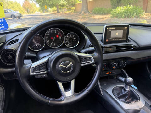 2016 Mazda MX-5 Miata Club