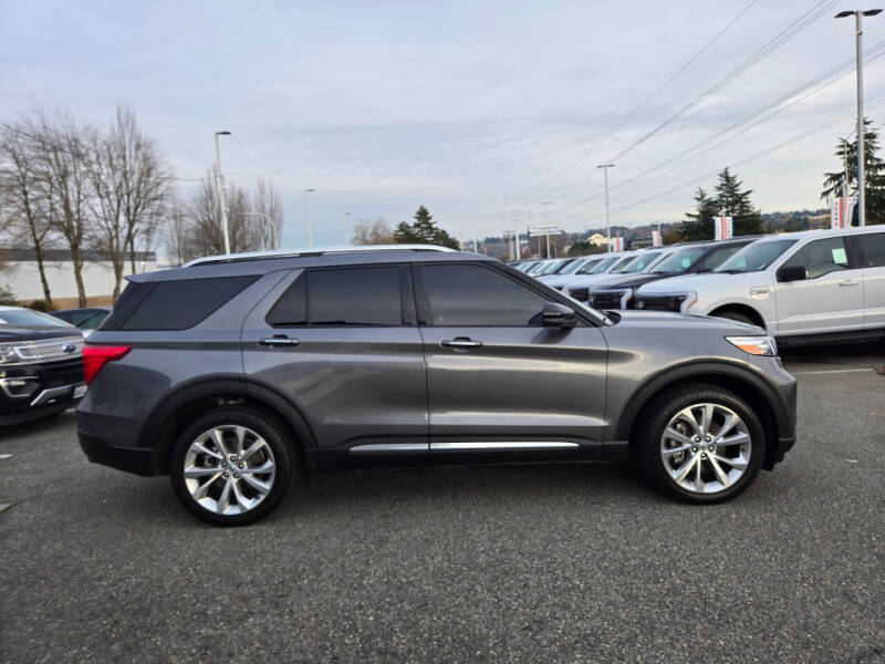 2022 Ford Explorer Hybrid Platinum