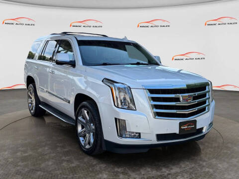 2018 Cadillac Escalade Luxury