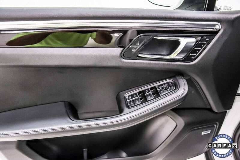 2021 Porsche Macan S