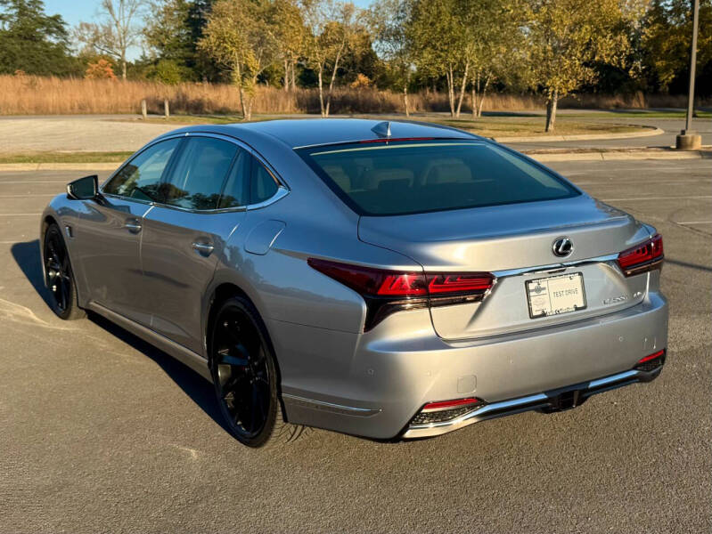 2023 Lexus LS 500h