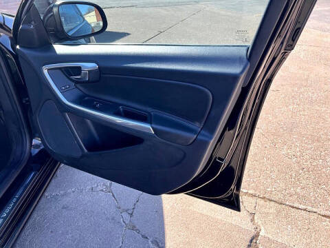 2016 Volvo V60 T5 Drive-E Premier