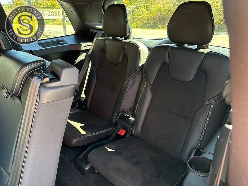 2017 Volvo XC90 T6 R-Design