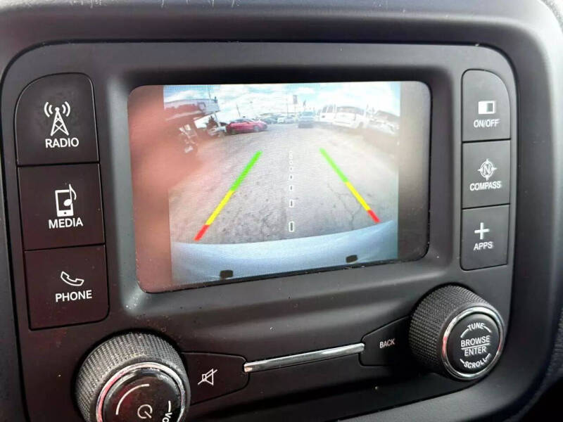 2017 Jeep Renegade Altitude