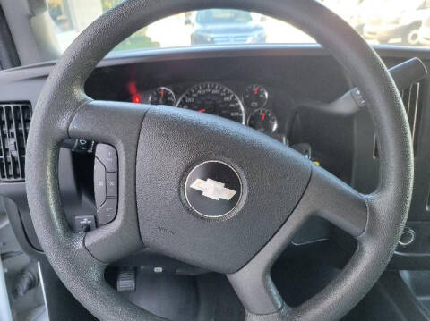 2017 Chevrolet Express LT 3500