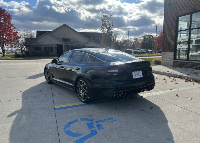 2022 Kia Stinger GT1