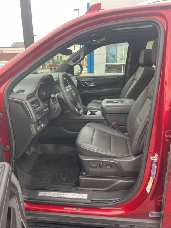 2024 Chevrolet Suburban High Country