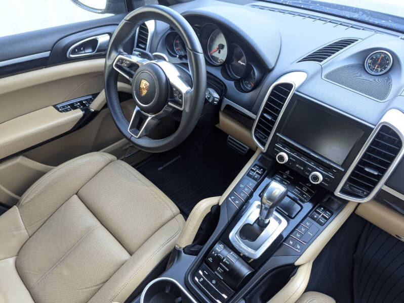 2015 Porsche Cayenne S